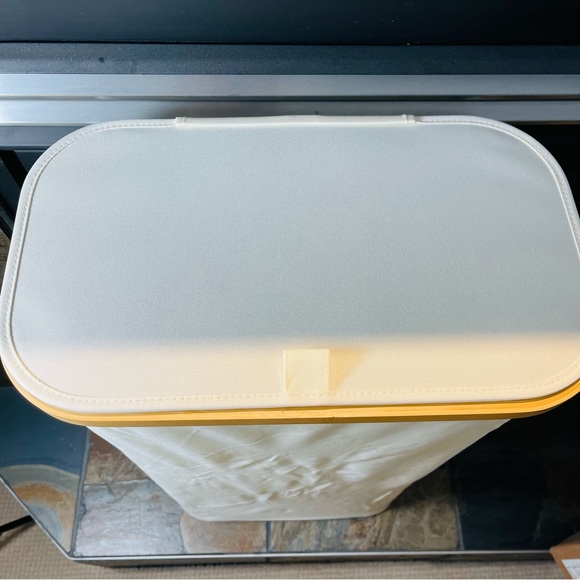 🔥🔥Hot pick New Slim Laundry Hamper with Lid, with Removable Bag  63L Off White - Picture 9 of 12